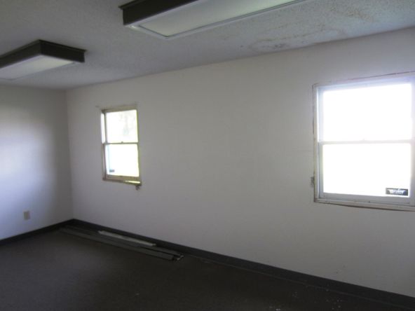 5135 S Campbell Ave, Springfield, MO 65810
